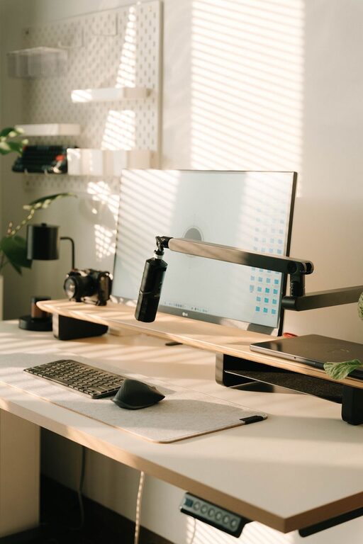 Tips for Creating a Cozy and Functional Home Office Space